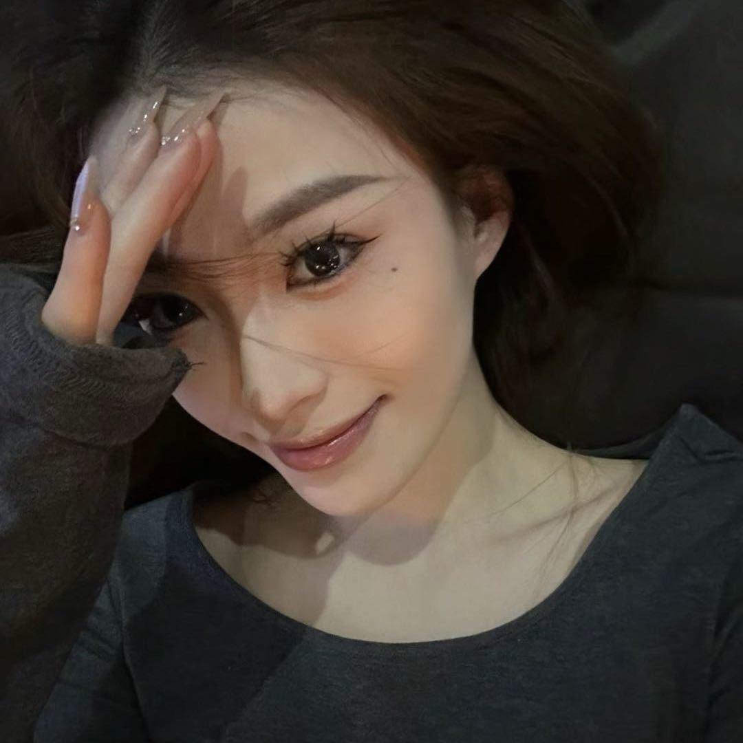 钟于.
