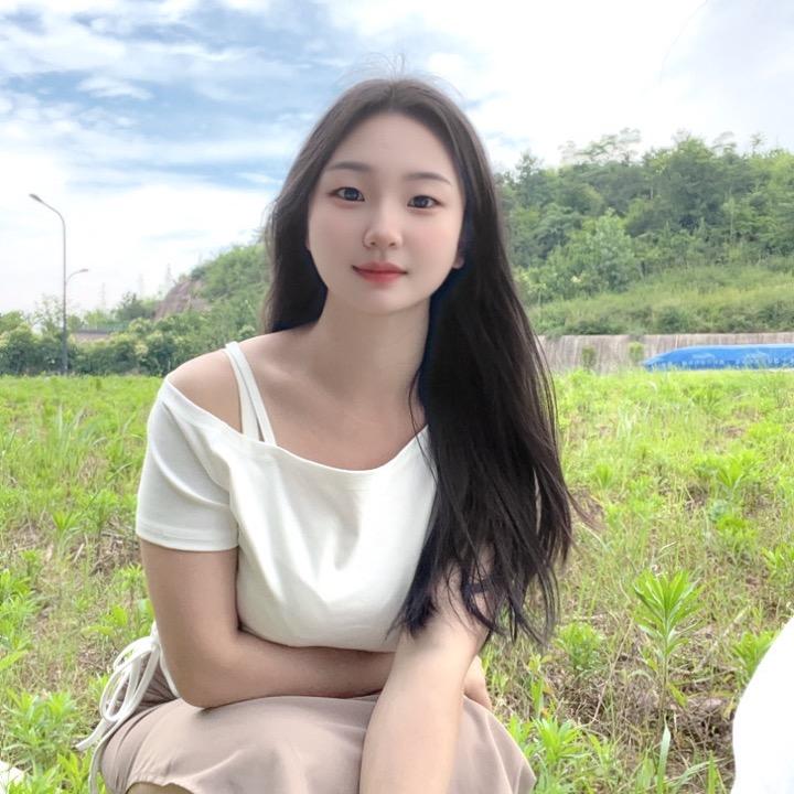 李小姐呀！