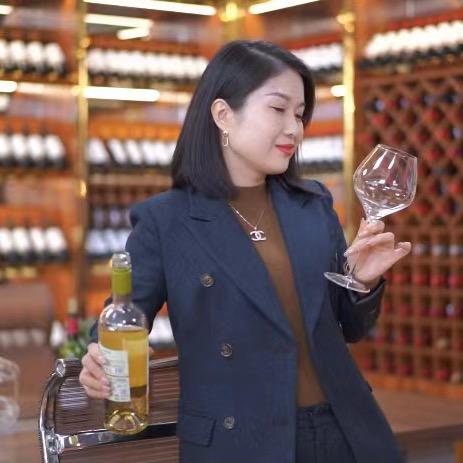 露桐国际酒业