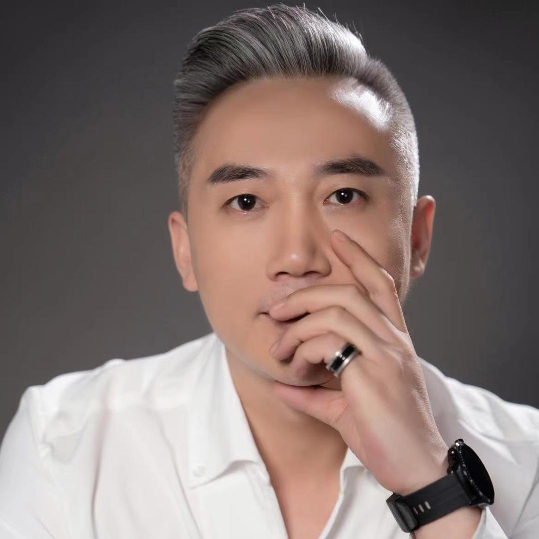 谷燎子（老板和我们）