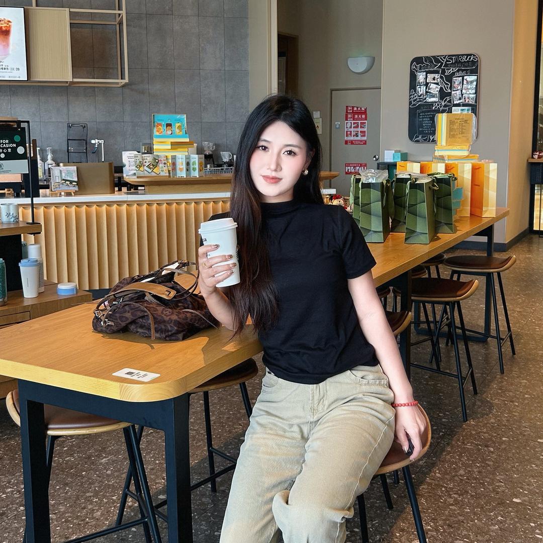 只喝美式