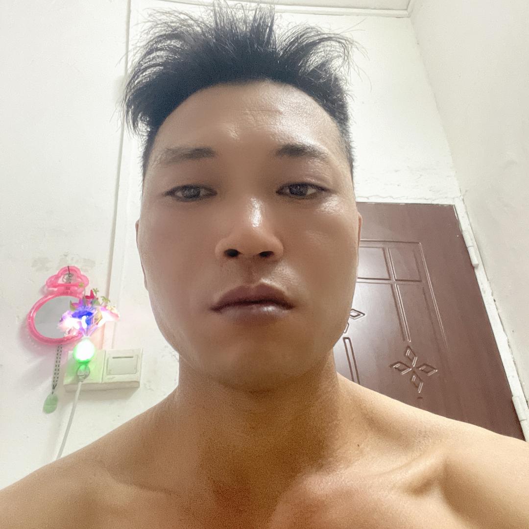 找一个喜欢我的人。