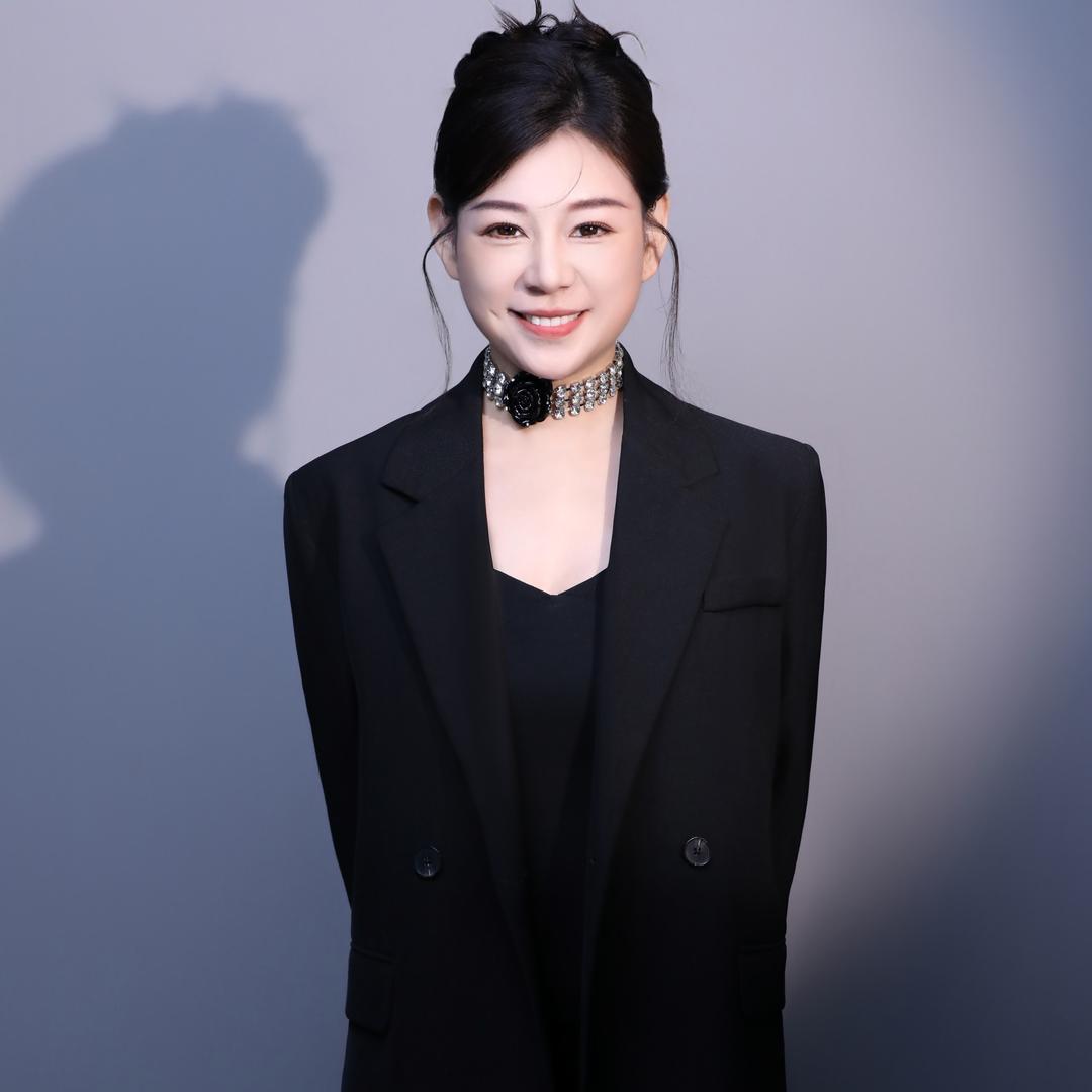 上海小绮高定全屋定制工厂