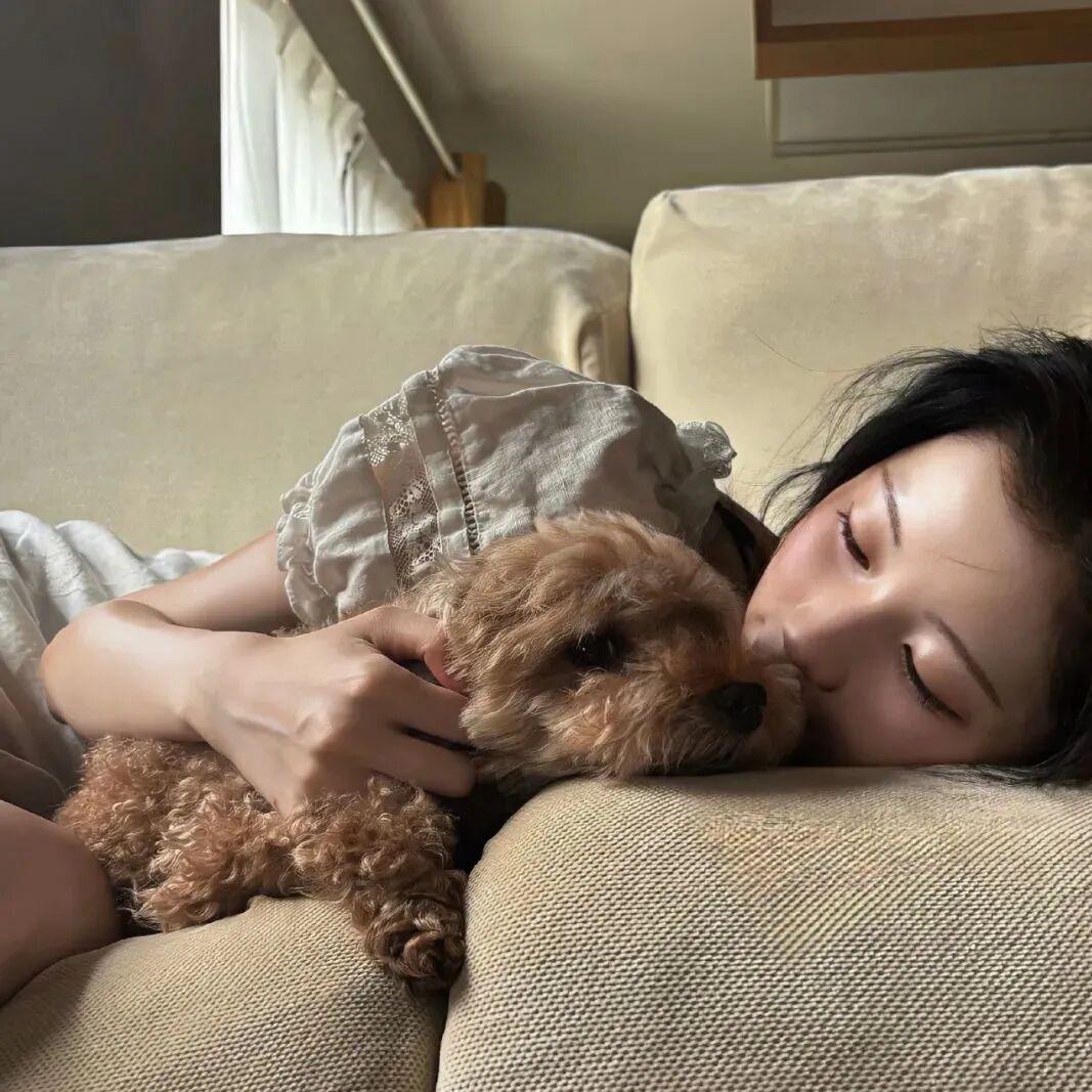 HUI`