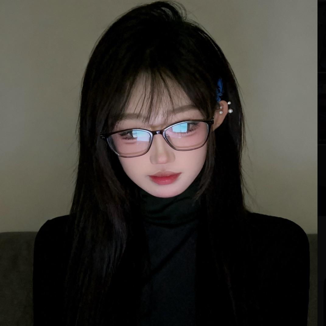 鲸鱼⁸²⁵
