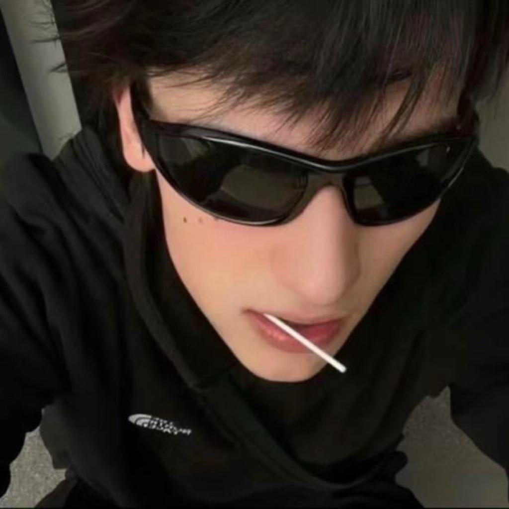 吴书革