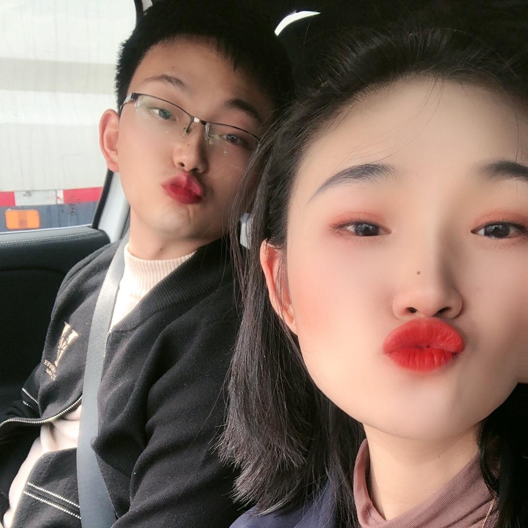 荣飞鞋业，玖隆金街东门