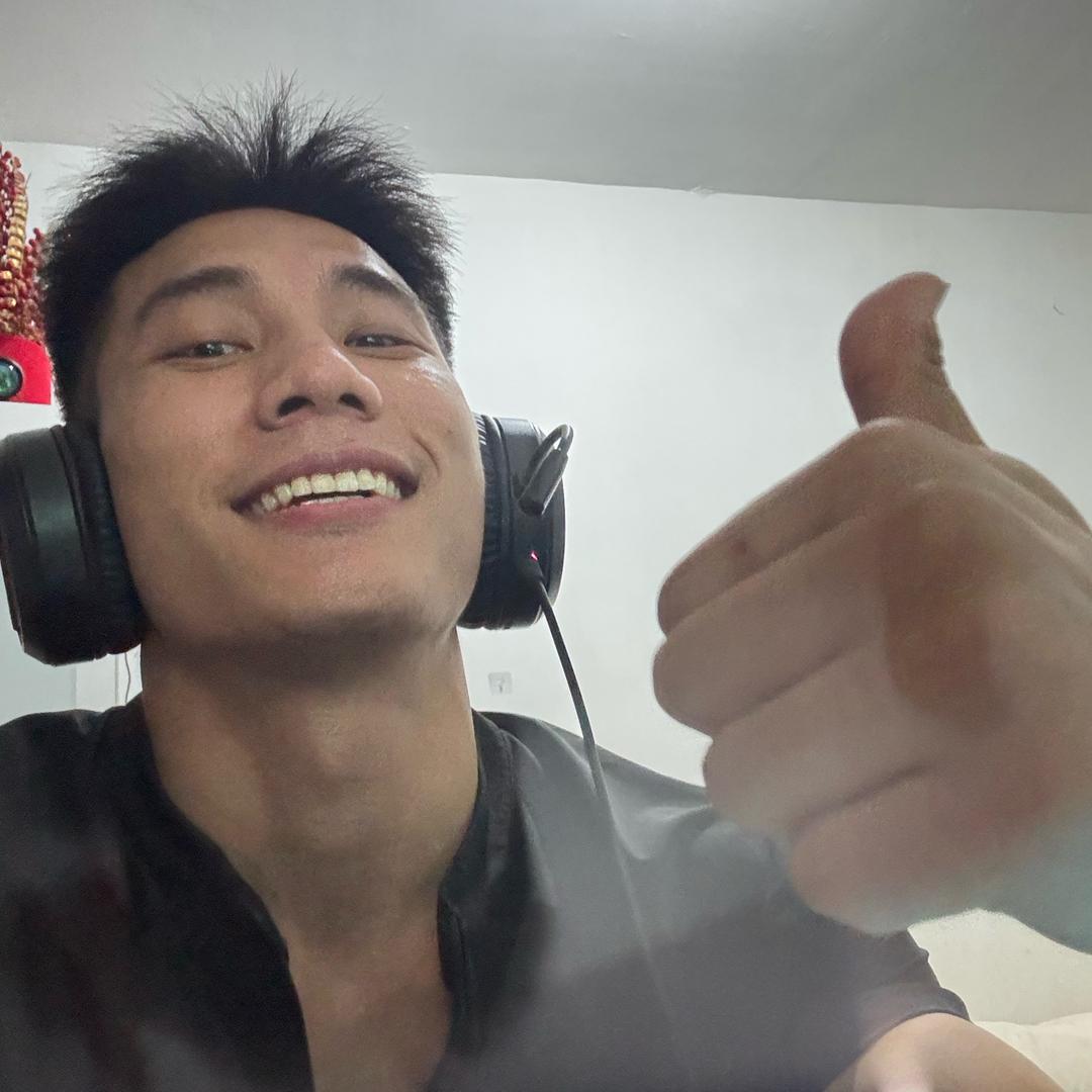 爱骑老头过马路