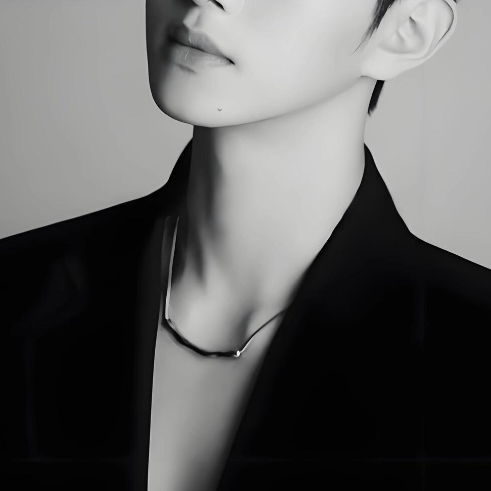 满山的猴子我腚最红