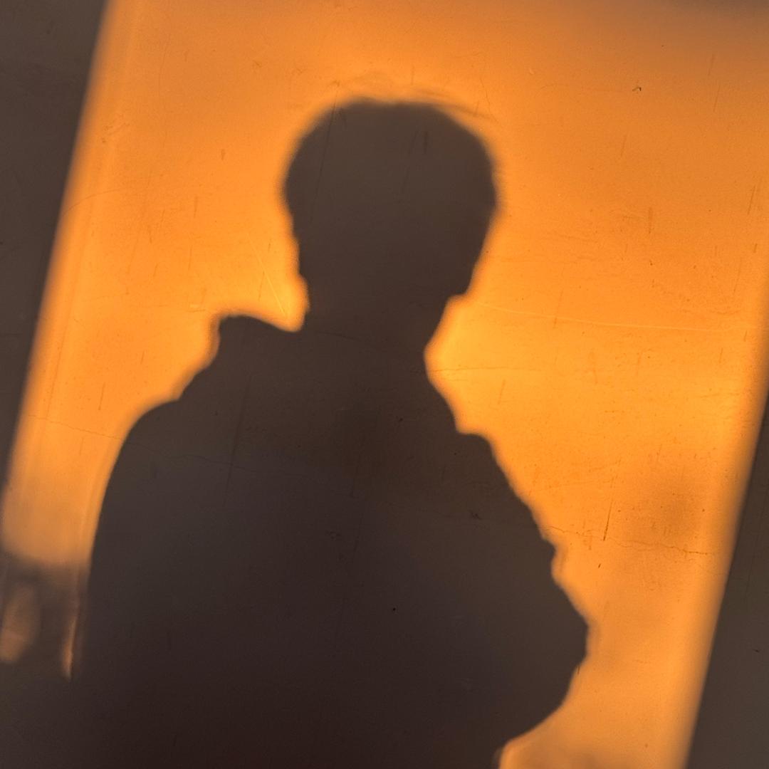 不止