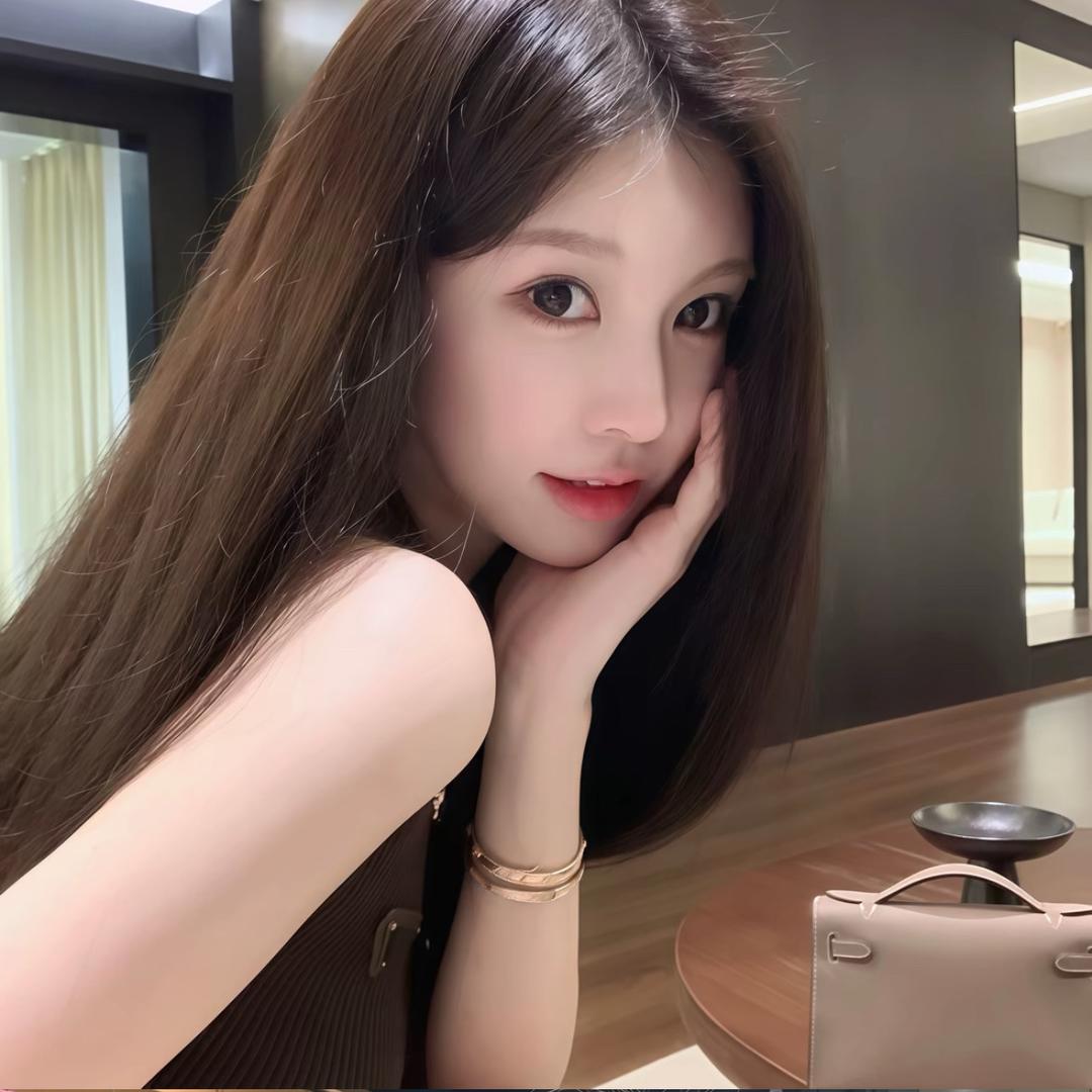 歪歪^