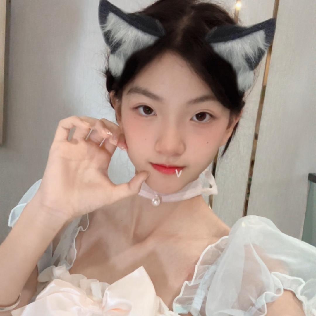 芊芊de 小蒿🥕