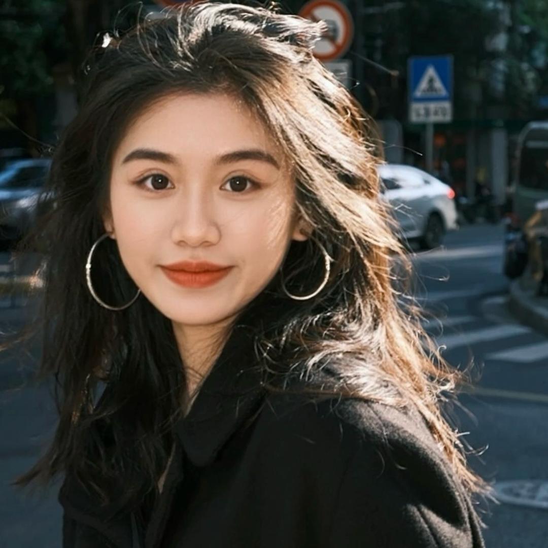 只有🍬亿🍬点甜
