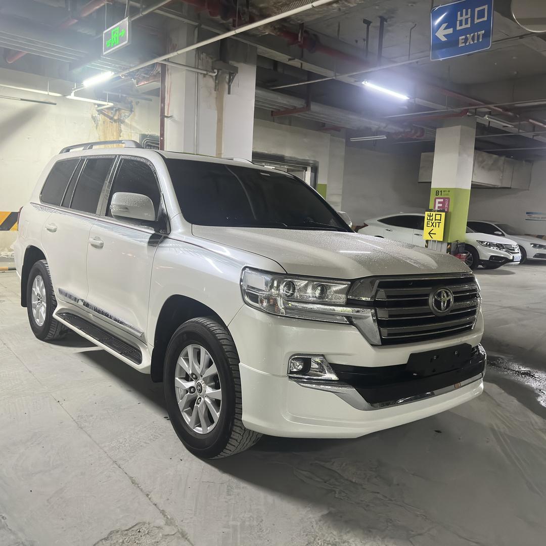 合作市万豪二手车行