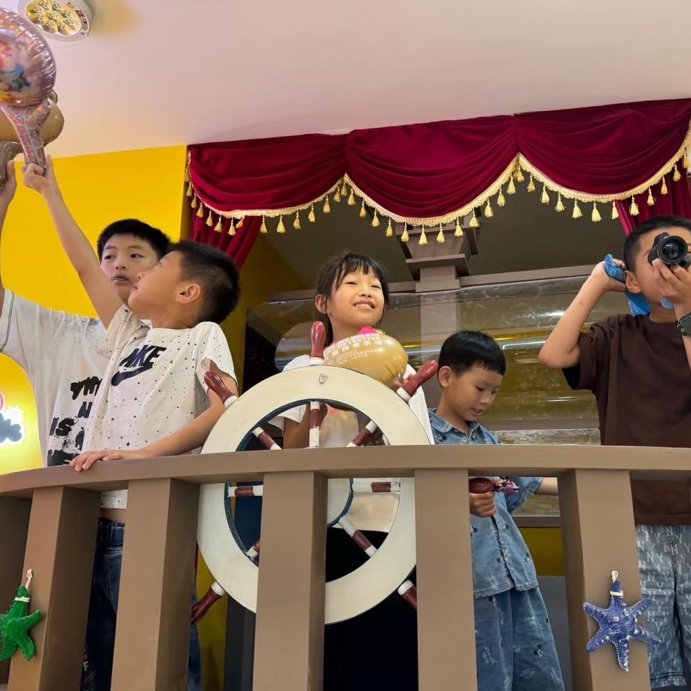 疯狂麦克斯儿童侦探馆