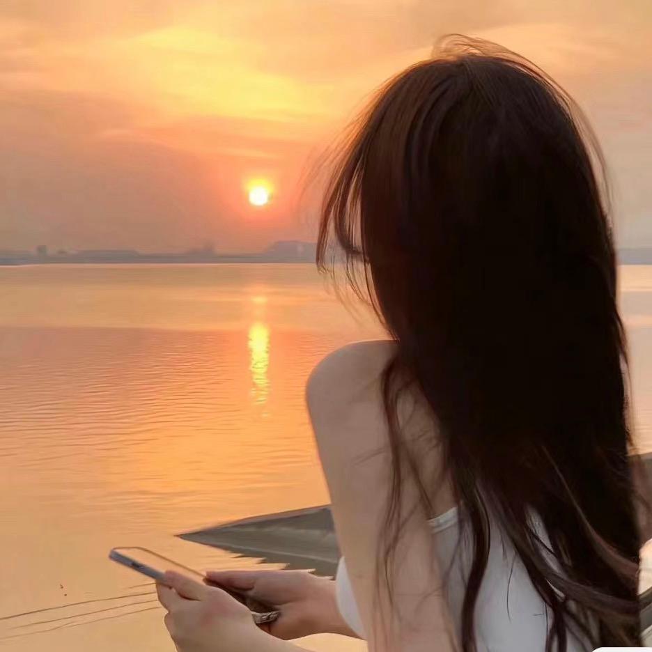 王小姐的春夏秋冬♥