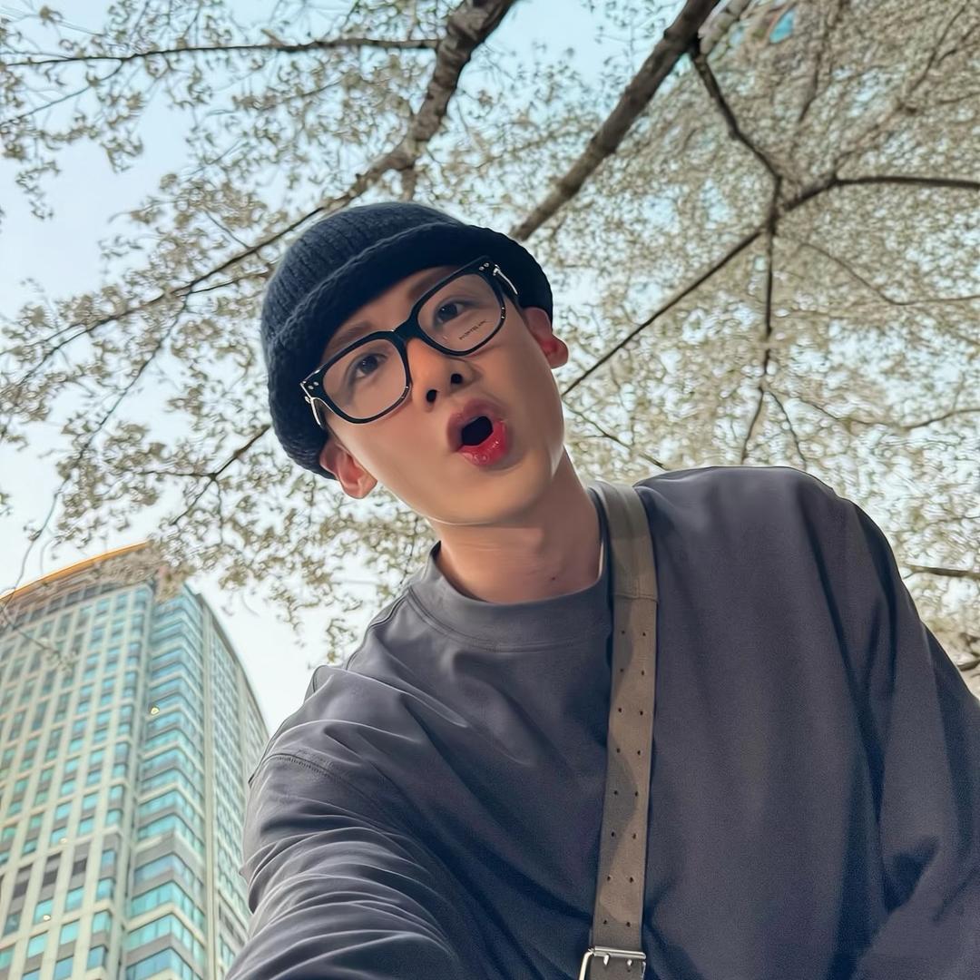 火锅要吃虾滑丶