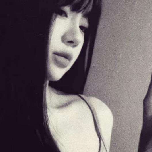 美甲师-雯雯
