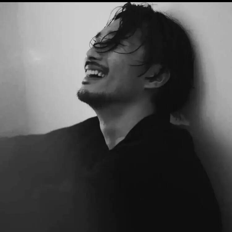 你我山间自相逢