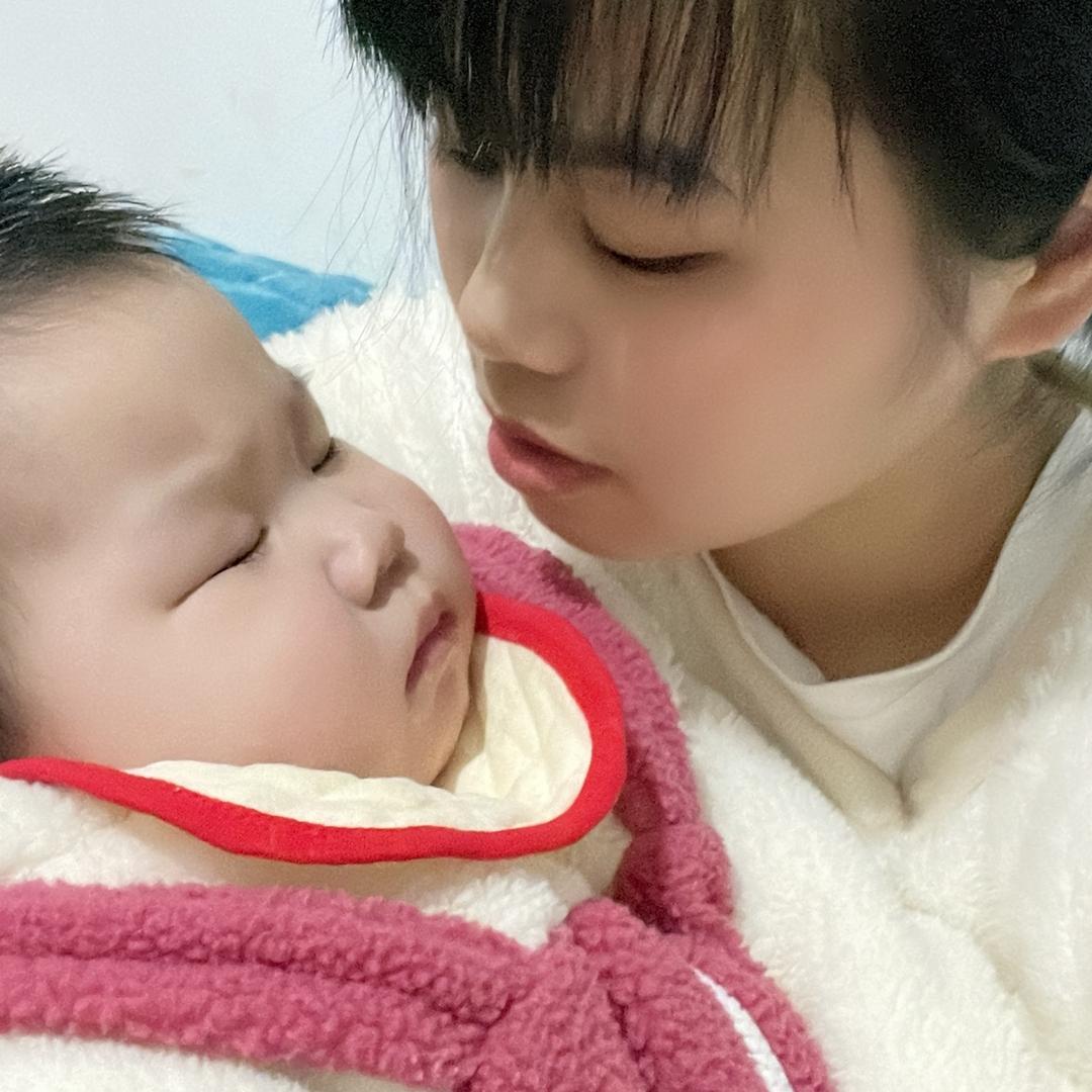 是菲菲吖～