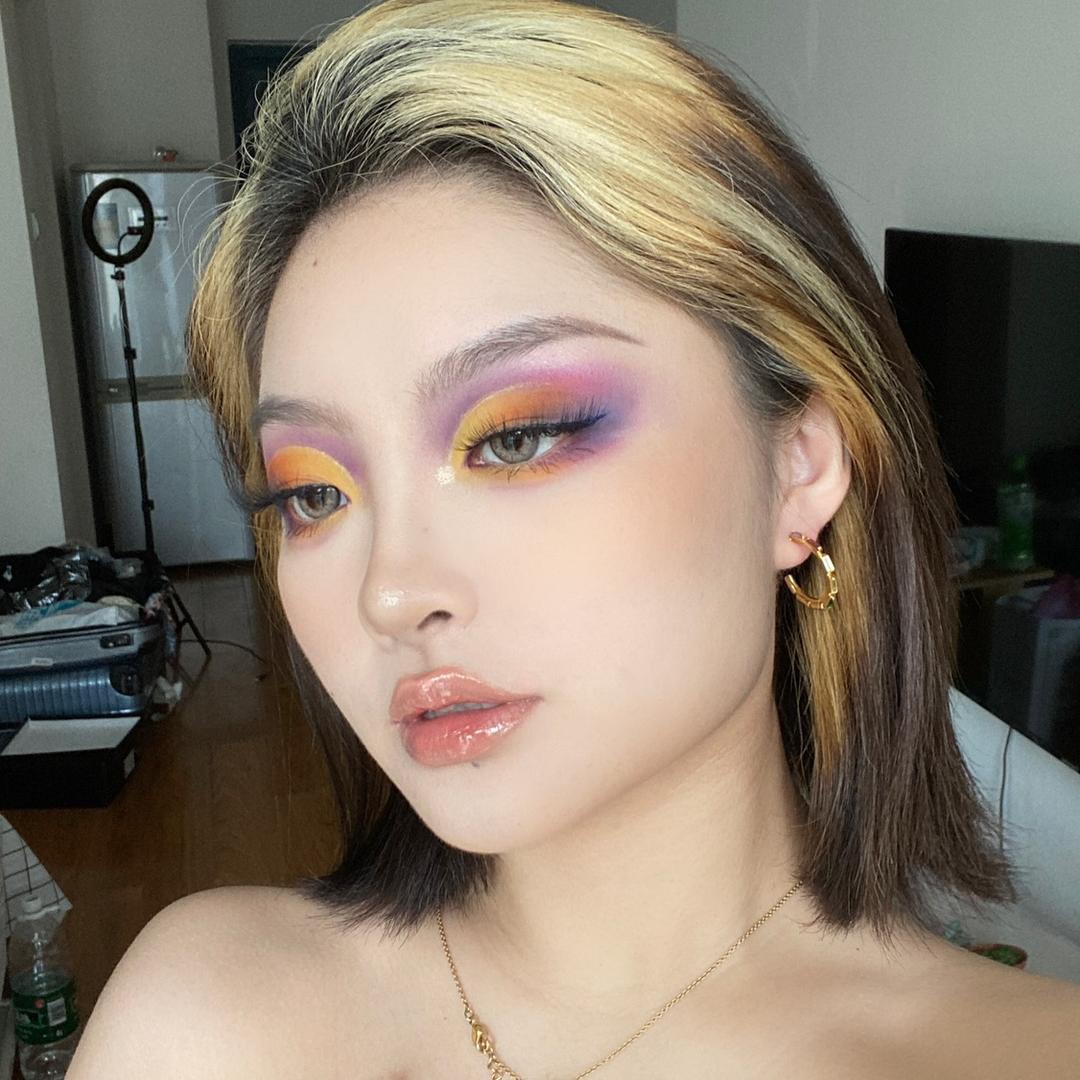 蜜丝莲