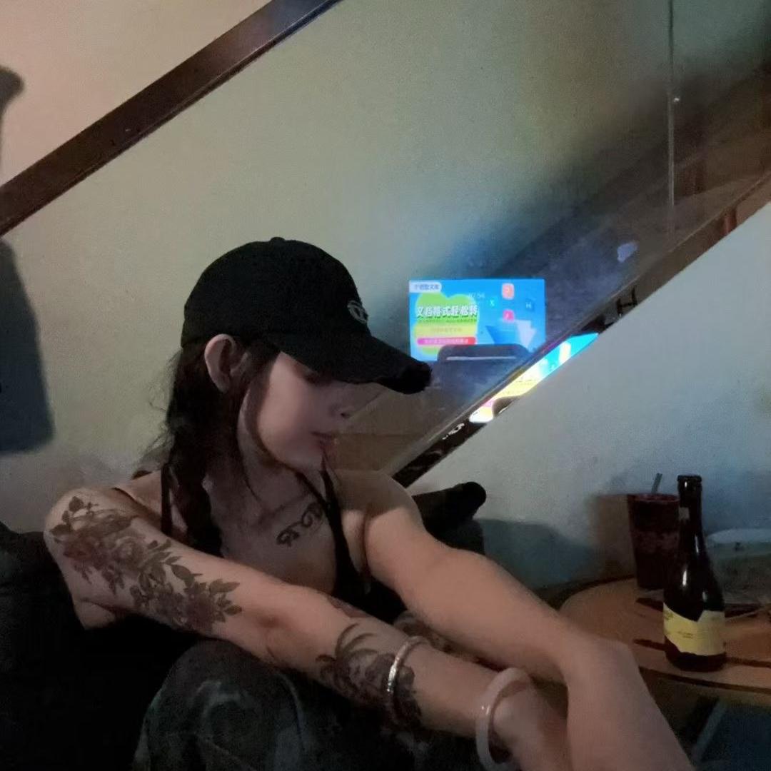 @馨哥女装