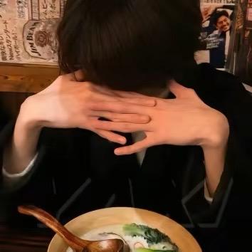 草莓屁屁