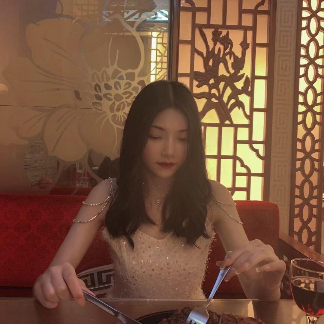 莹莹爱探店