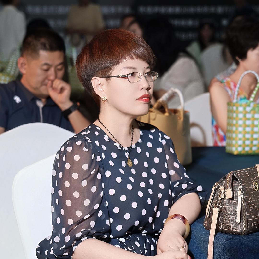 兰州霞英美颜