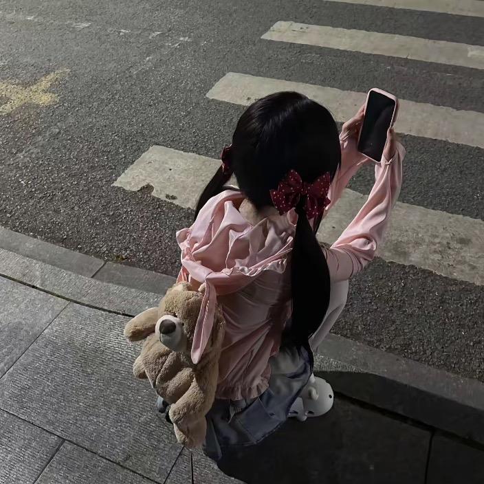妈妈。