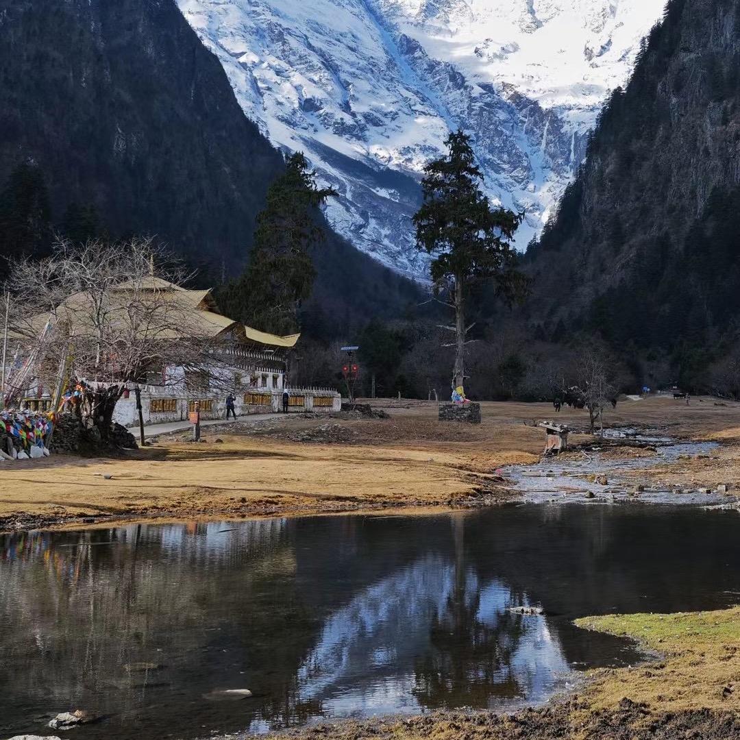 梅里雨崩￡吉布