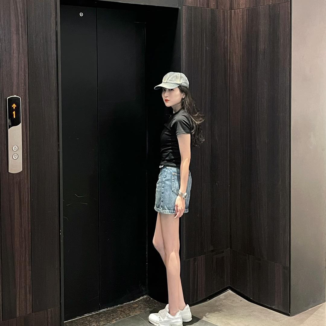 晋江市梅岭晶晶服装经营部