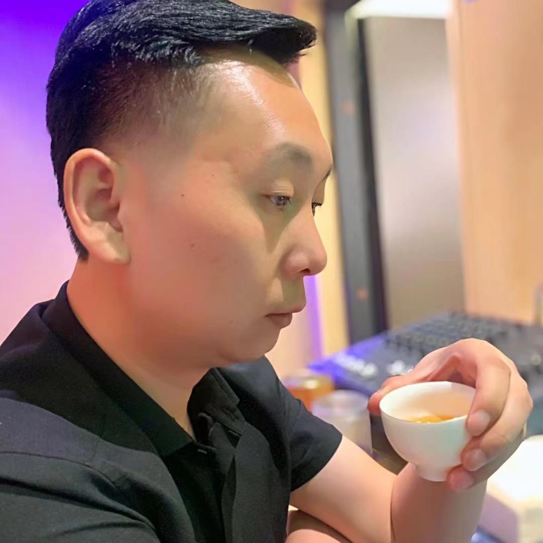 江口华仔