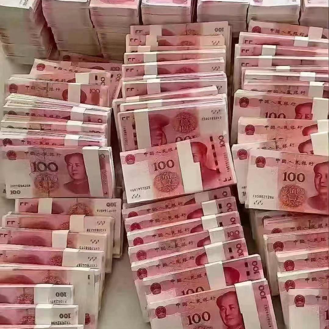 红紫秀衣——郑州大码女装源头工厂