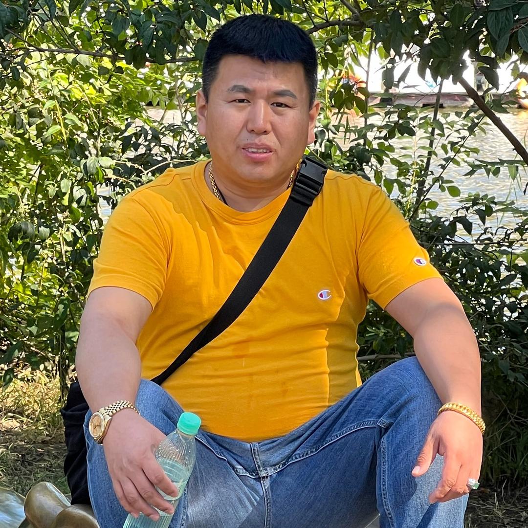 吴潇洒