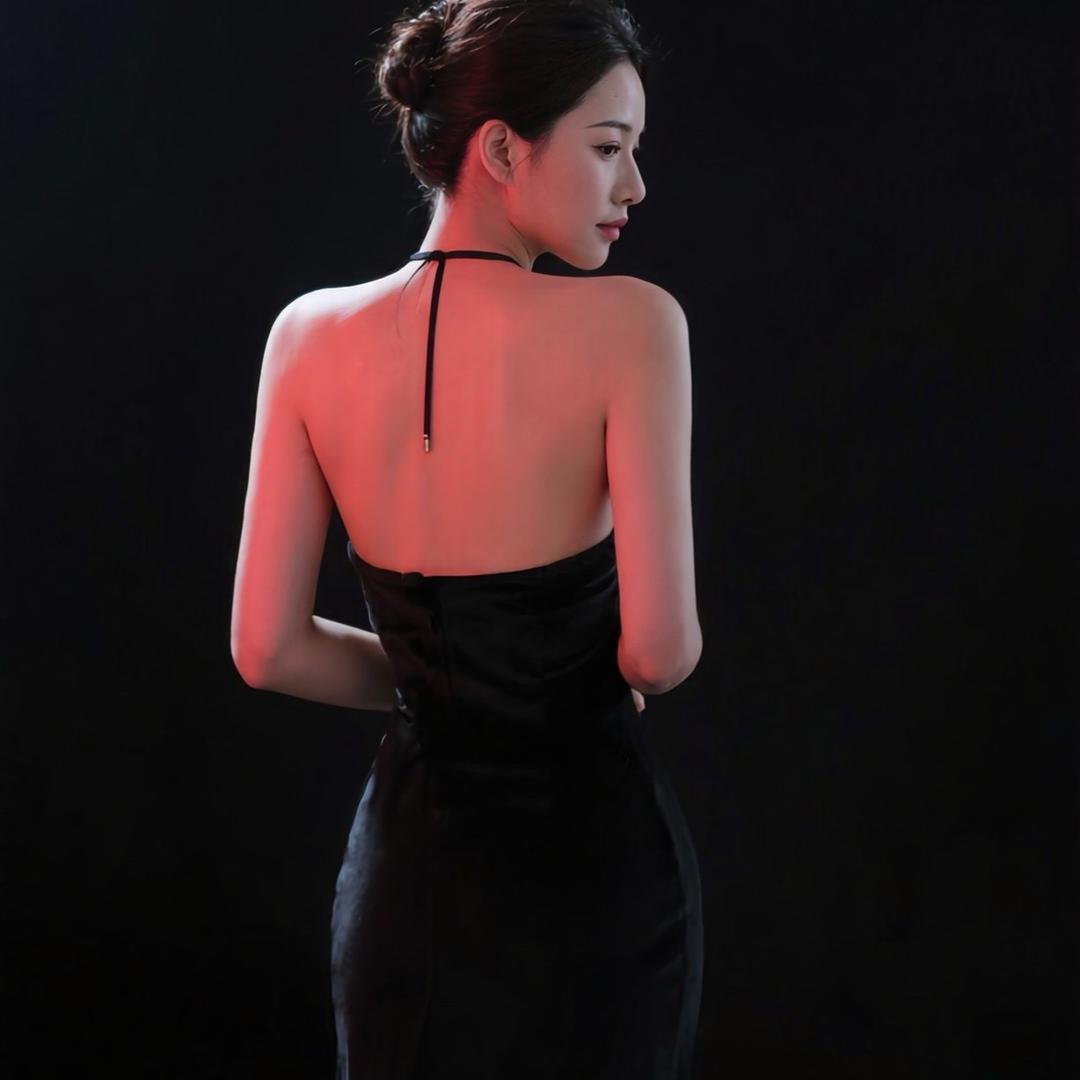 小情绪明显🖤