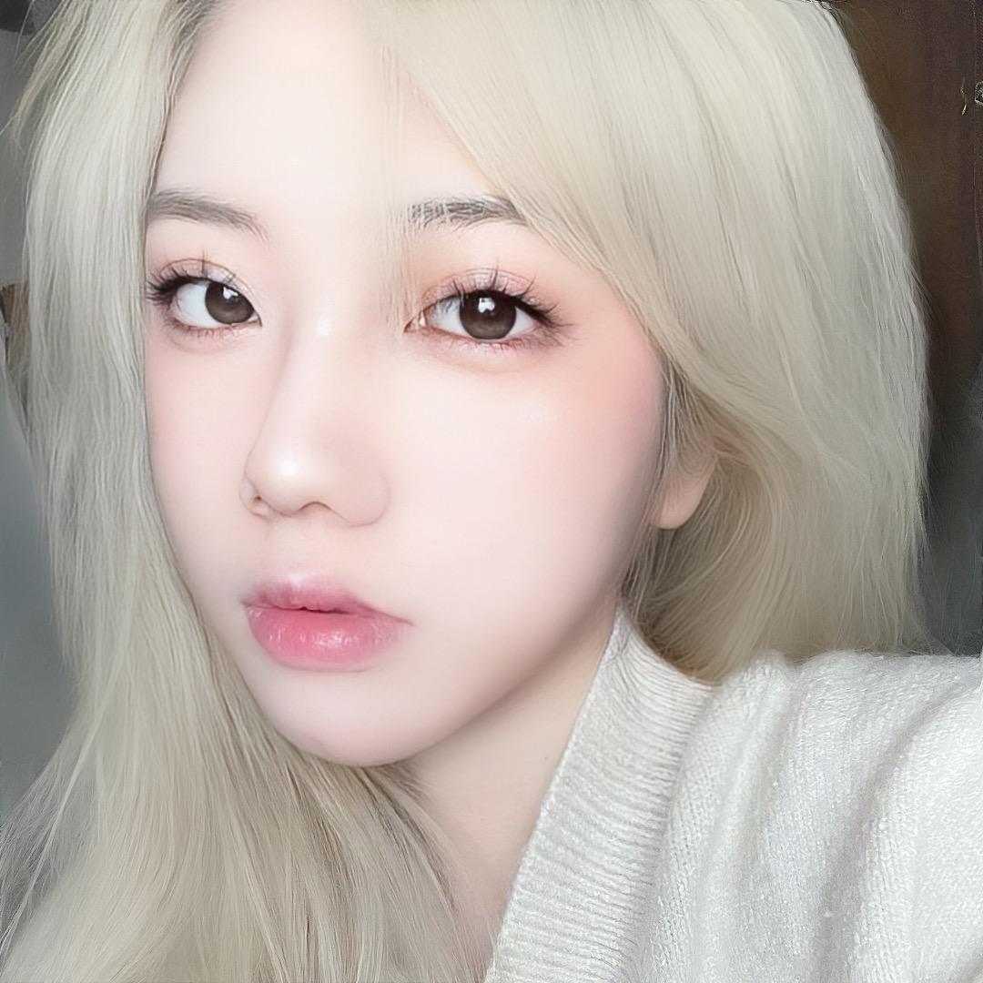 小陈好困a