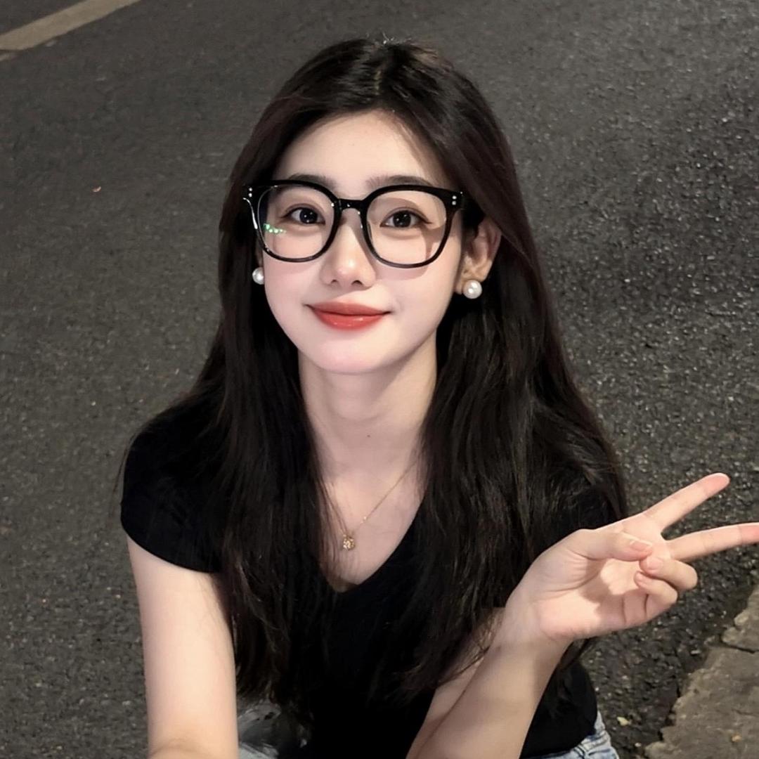 F🧸