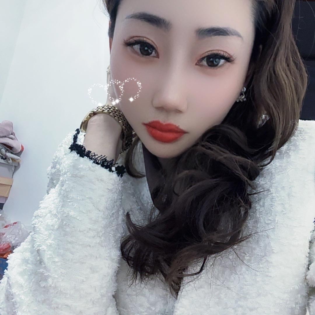 彤彤