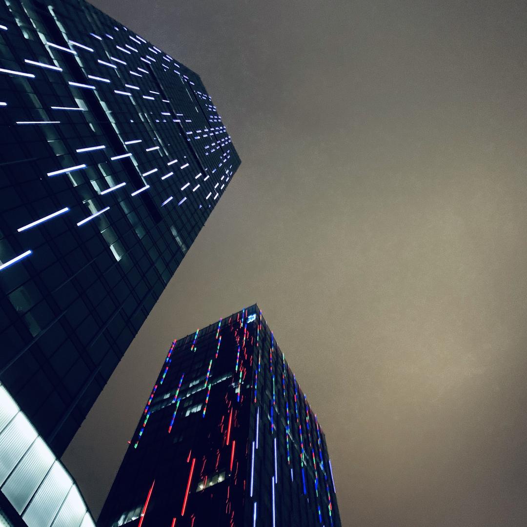 穴惯百货有效工作室