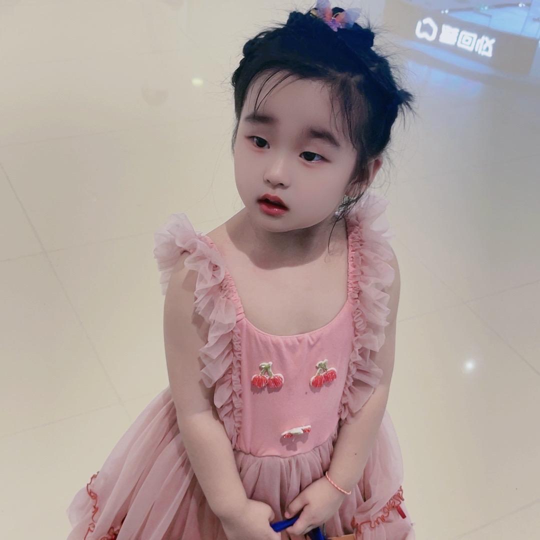 鑫蕊小公主👸（拒绝私聊）