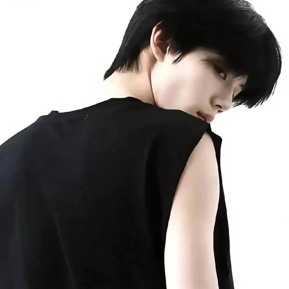 亦..