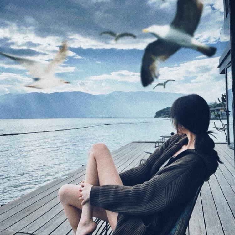 长发齐腰留着上吊