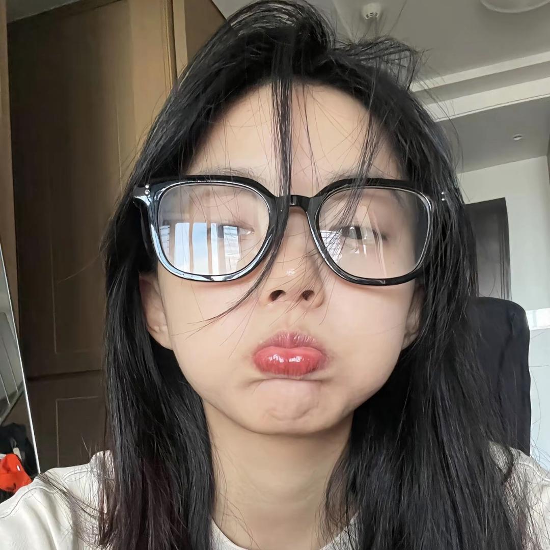 妮妮女王s