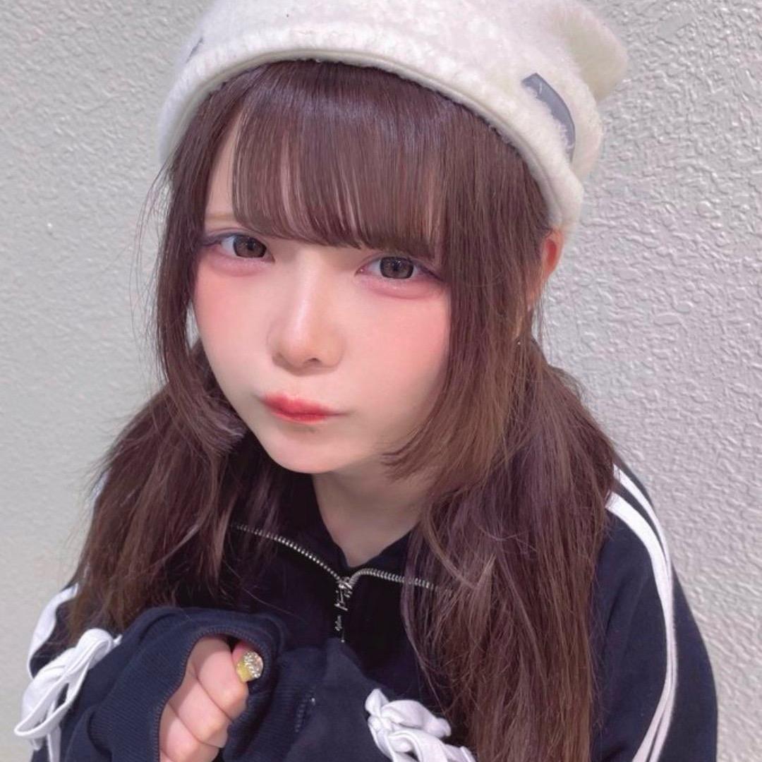 一只秋葵w