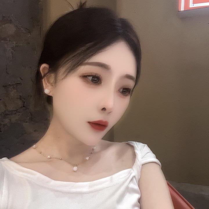 你的 万小姐