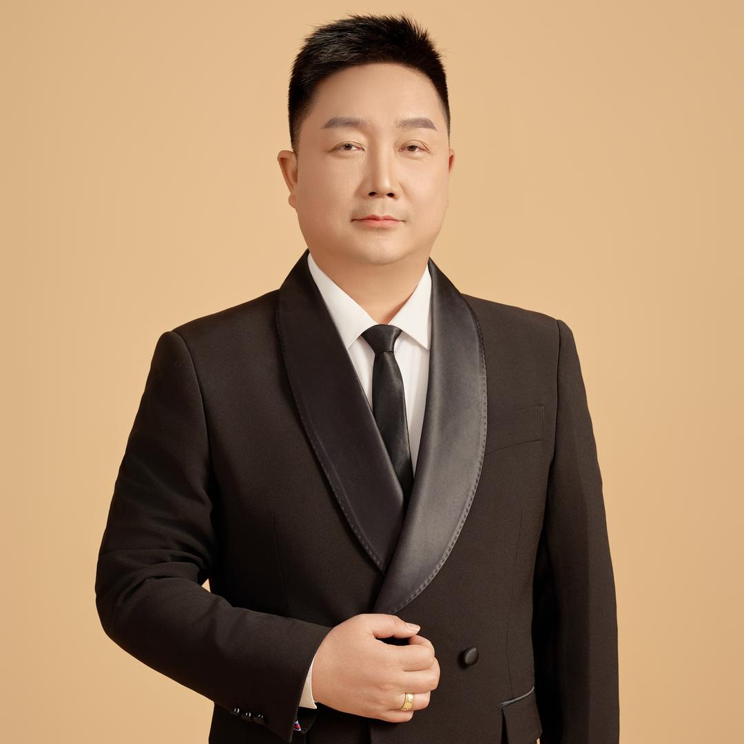 驻马店☞胡巍灯饰