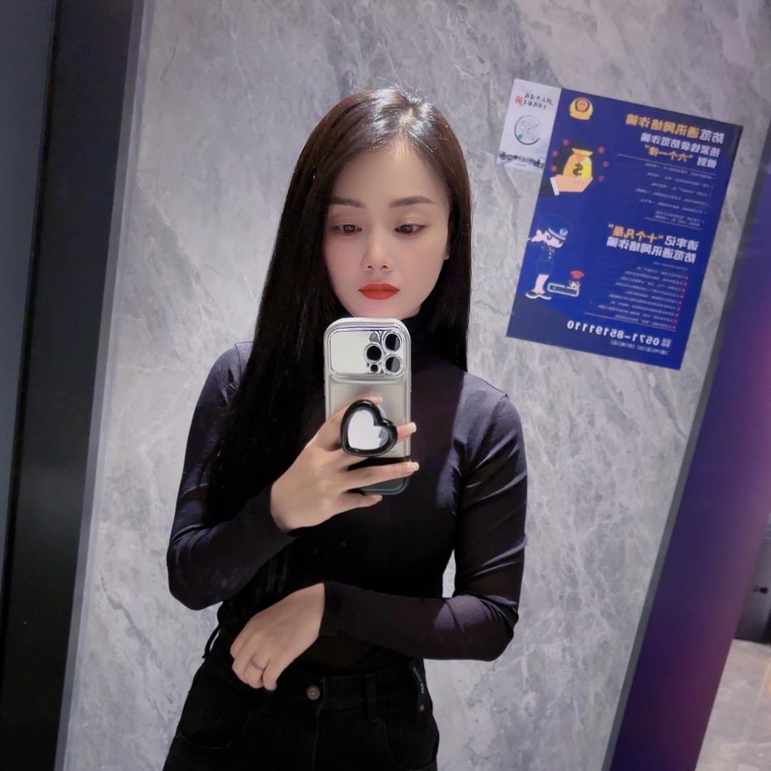 卓小姐