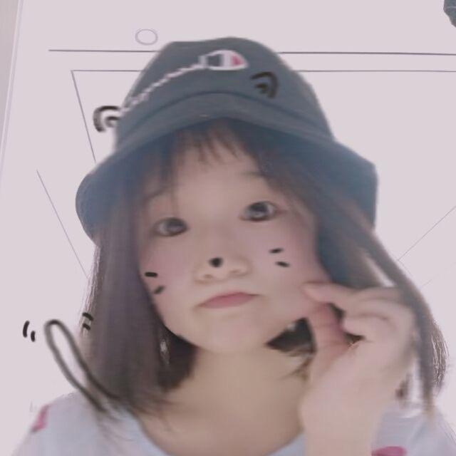 .ʚ 小裙子ɞ.