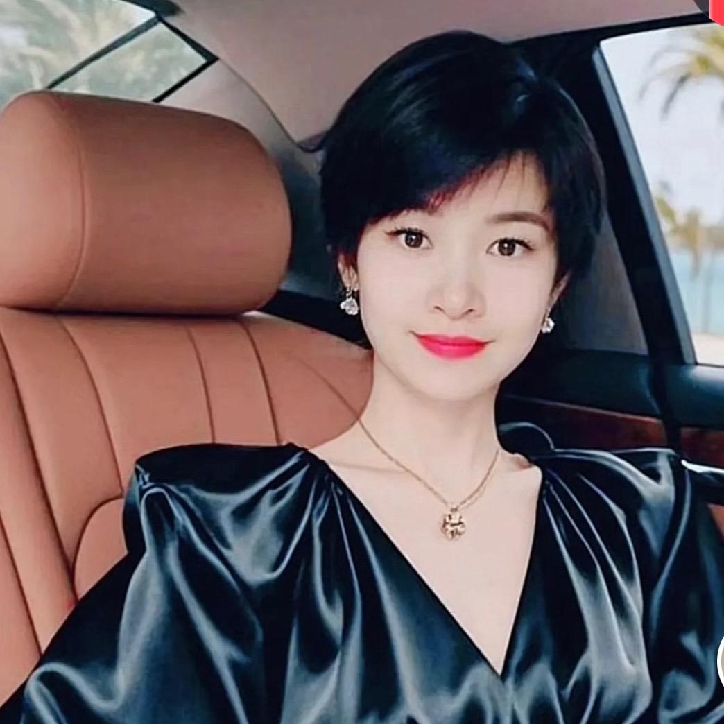 👑开心宝儿💕